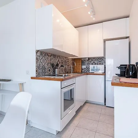 Contemporary In The Heart Of Juan Les Pins