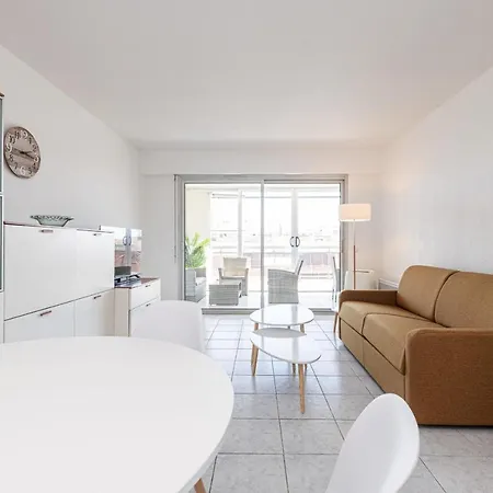 Contemporary In The Heart Of Juan Les Pins *